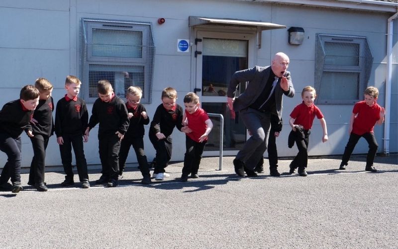 Headmaster transforms Belfast students with ancient Greek philosophy 