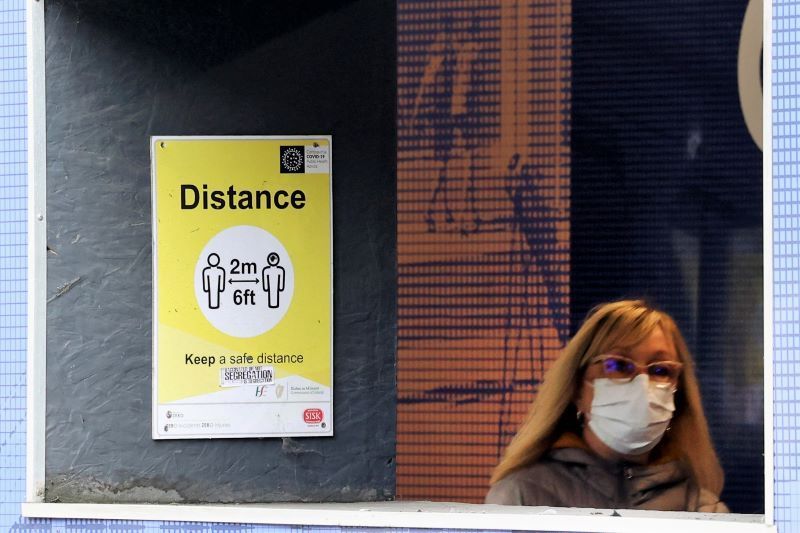 Surge in Covid numbers baffles Ireland as restrictions continue