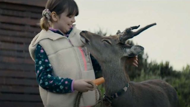 Penny and Derrmuid the stars of Super Value super-sweet Christmas advert for 2021.