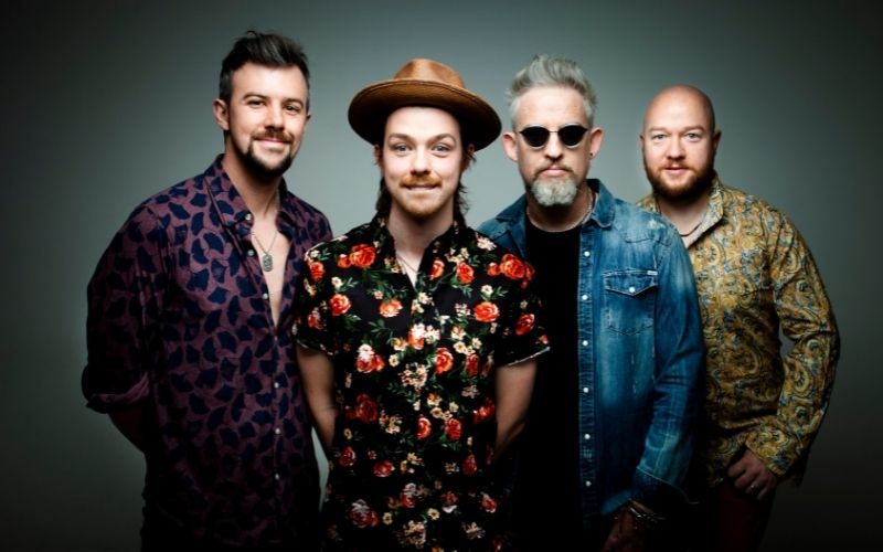 We Banjo 3 returns with magical "A Winter Wonderful" holiday livestream special 