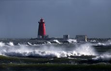 Storm Barra "threat to life" hits land in Ireland as Cork, Kerry residents advised to stay at home