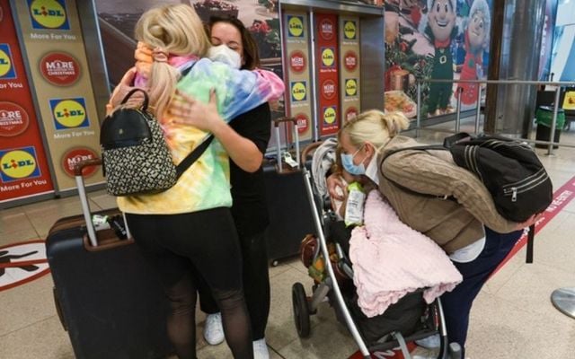 Pictured at Dublin Airport, Amy and Lorraine O’Connell greeting Deralyn O’Connell and baby Olympia after they made the trip from Orlando, Florida.