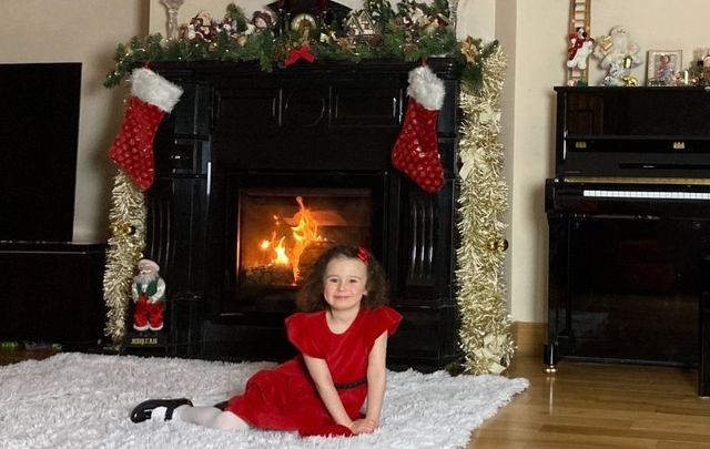 Five-year-old Emma Sophia performing \"Have Yourself a Merry Little Christmas\" 