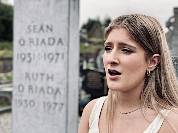 TG4 brings spectacular entertaining traditional Irish music TV to this Yuletide