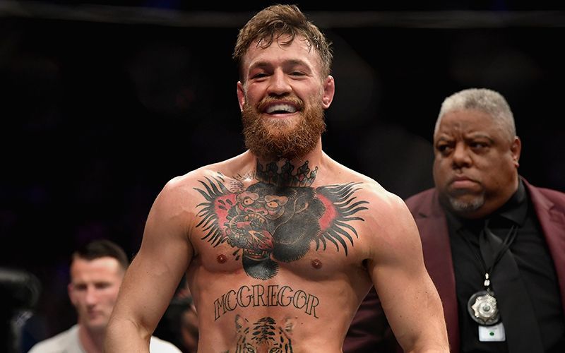 Krydderi Merchandiser optager Katie Taylor's in controversial Conor McGregor's corner