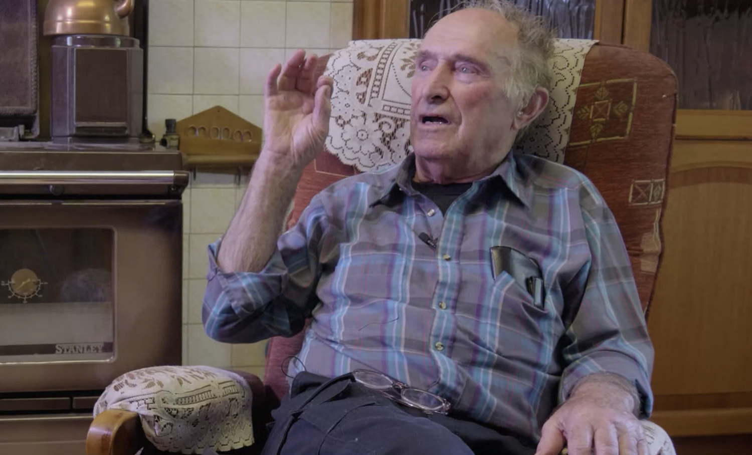 WATCH: Heartwarming interview captures the wonder of real Irish storytelling