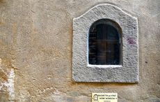 "Wine windows" - an Italian solution to Ireland's COVID-19 pub crisis