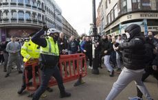 Gardaí close Stephen's Green amid violent anti-lockdown protests