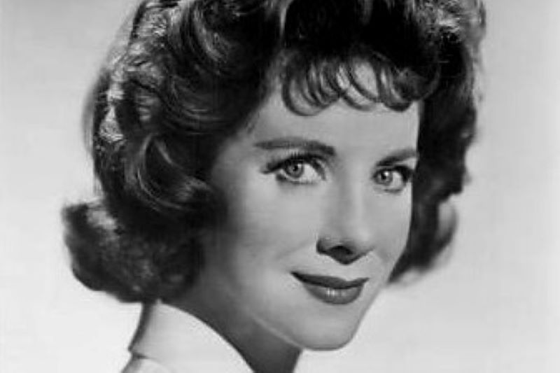 Irish singer and entertainer Carmel Quinn passes away in New Jersey