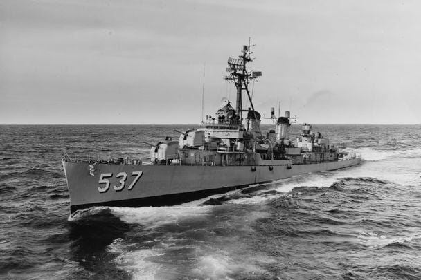 October 29, 1962: The U.S. Navy destroyer USS The Sullivans (DD-537) passing astern of the destroyer tender USS Grand Canyon (AD-28) off Newport, Rhode Island (USA). The Sullivans was assigned to the blockading forces during the Cuban Missile Crisis.