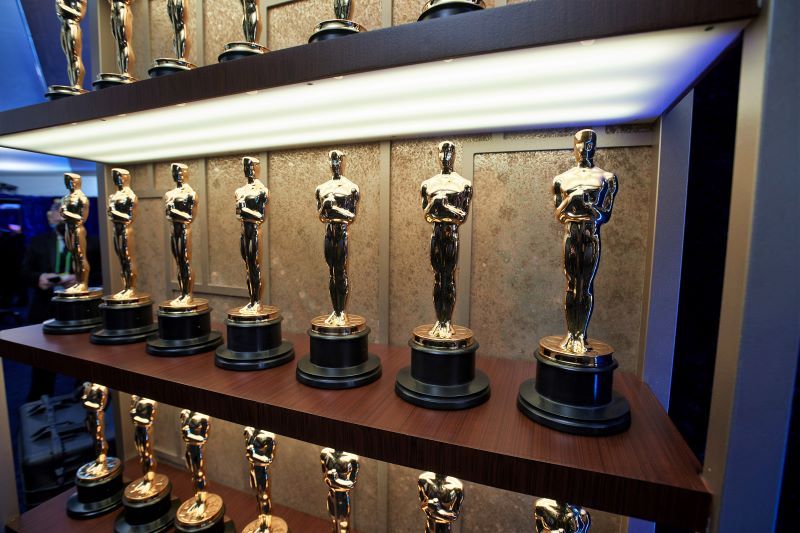 This year's Oscars disaster was predicted by Bill Maher, Maureen Dowd