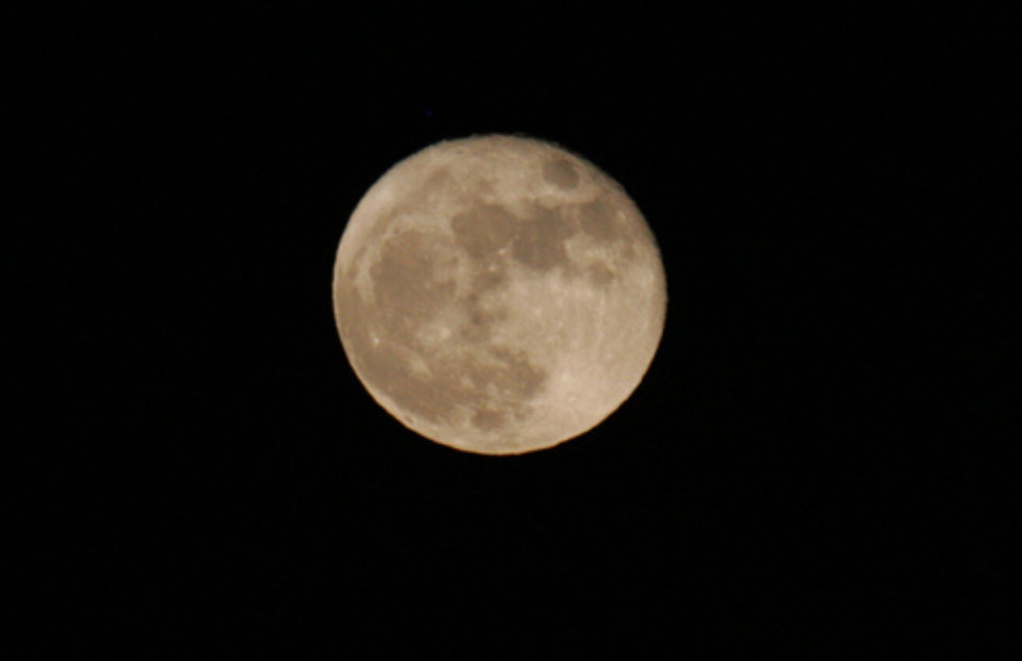 The best pink moon images from Ireland and afar