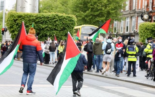 Huge crowds gather in Dublin on May 22 to protest against Israeli aggression against Palestine. 