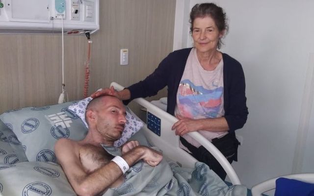 Eoghan de Cleir and his mother Ira in a Colombian hospital. 