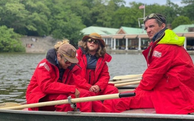 (L-R): Ryen Cosgro, Chris McCaffery, Réamonn Byrne are rowing from New York to Ireland for charity 