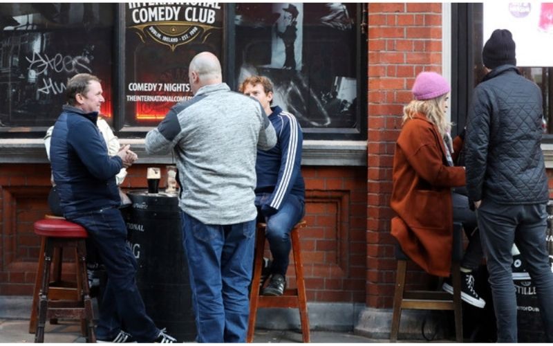 Irish man pens emotional poem after Ireland's pubs finally reopen