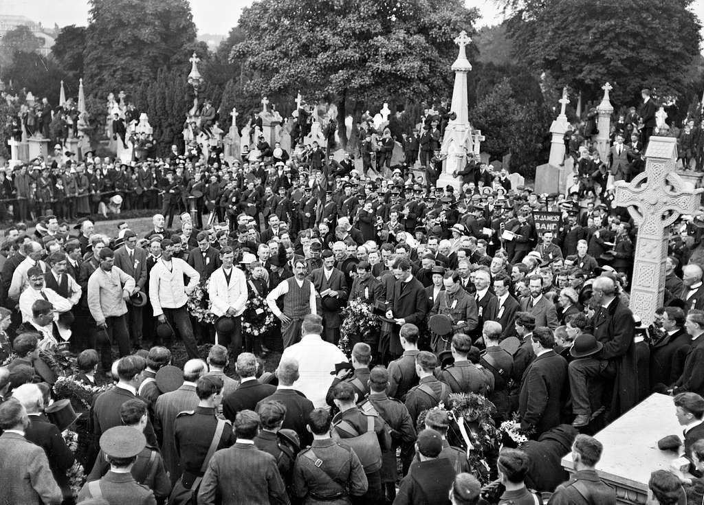On this day in 1915, Jeremiah O'Donovan Rossa was laid to rest in Dublin, igniting a revolution