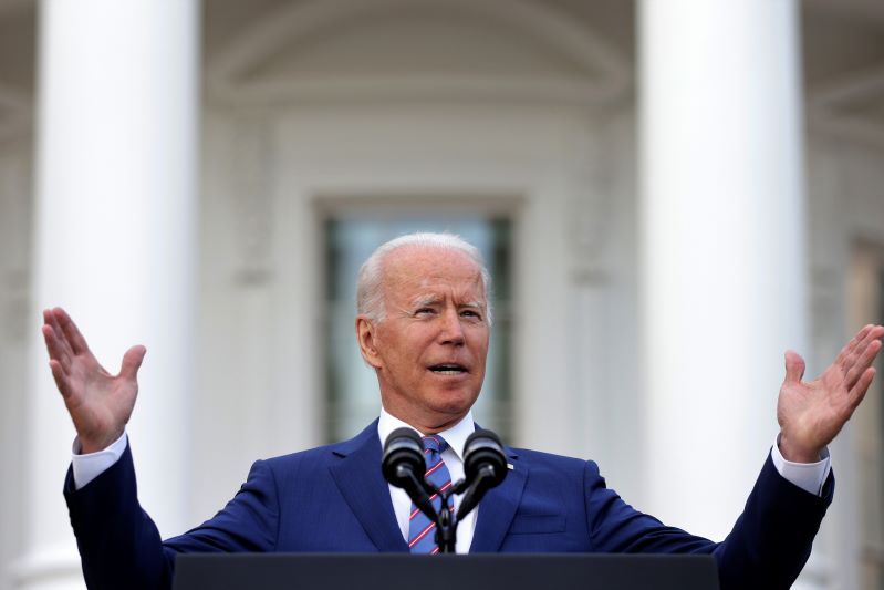Biden urged to end "senseless" travel bans, including from Ireland, in new petition