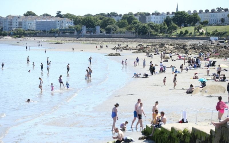 Seven drownings reported in Ireland during heatwave