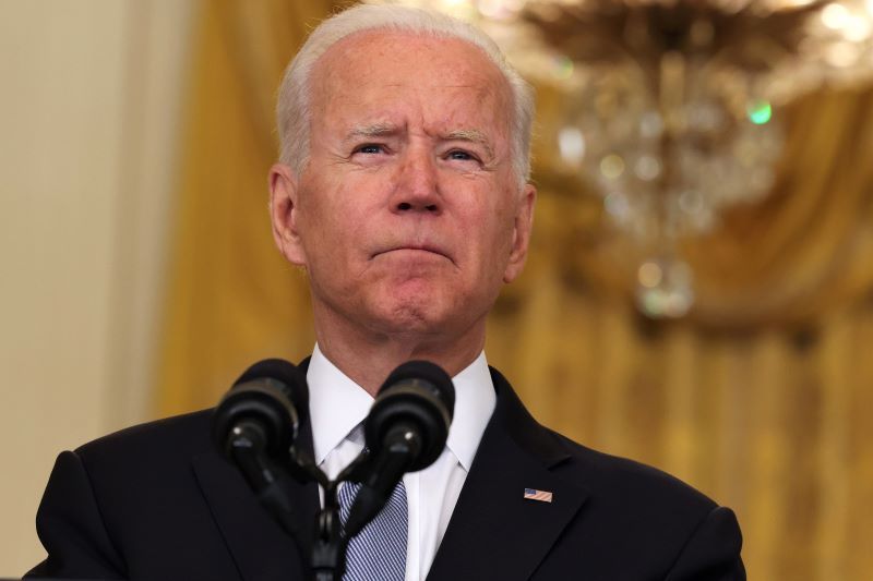 Biden defends his Afghanistan decisions while Ireland commits to humanitarian visas
