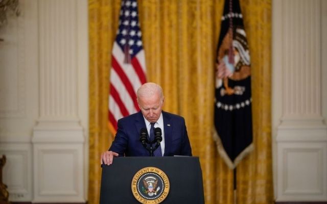 Joe Biden pauses to reflect during an emotional address on Thursday. 