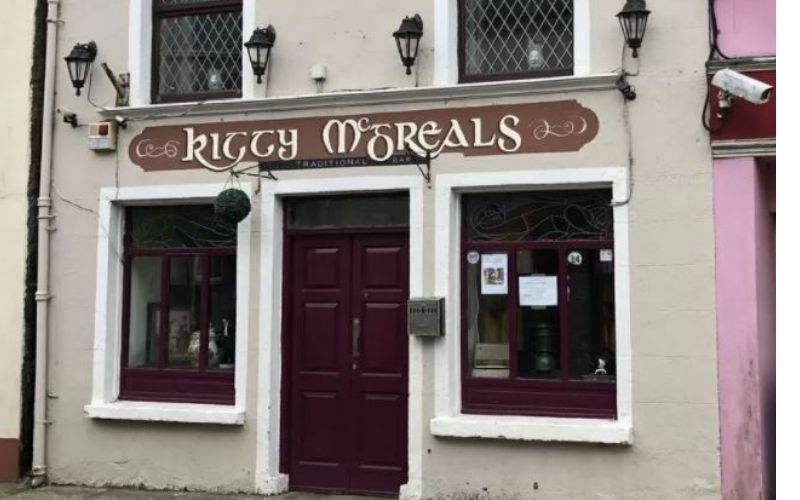 Traditional pub for sale in Mayo for just $140,000