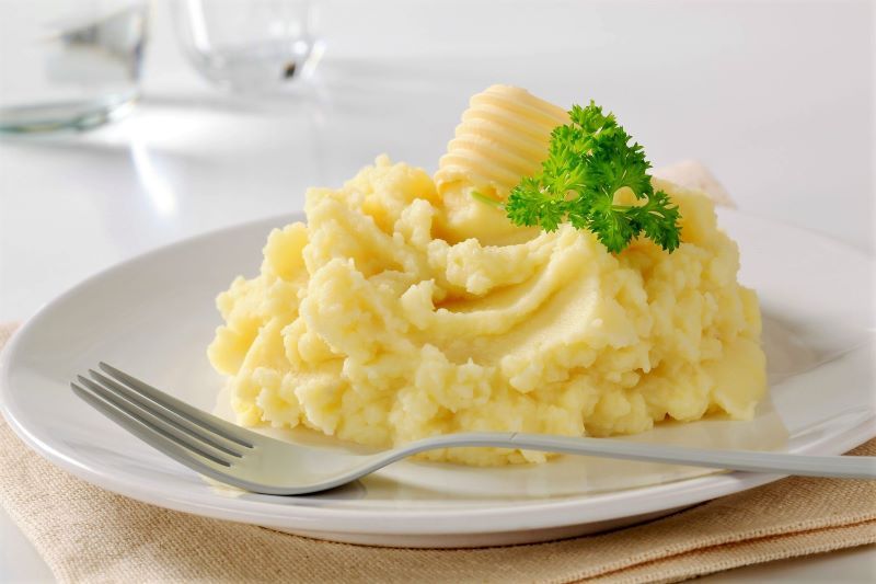 Irish chef says we’ve been making mashed potatoes all wrong!