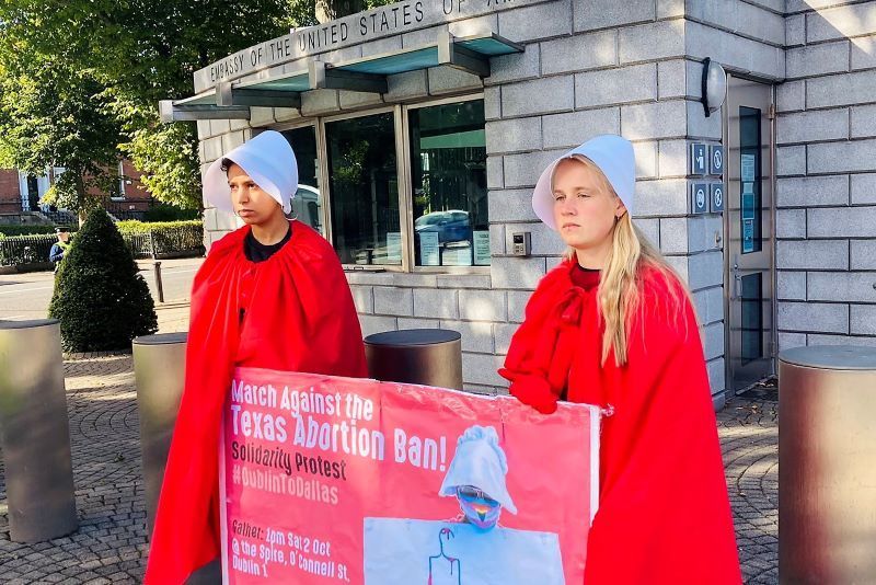 Protest staged at US Embassy in Dublin in response to Texas abortion law