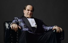 Unbelievable first look at Colin Farrell as "Batman" villain The Penguin