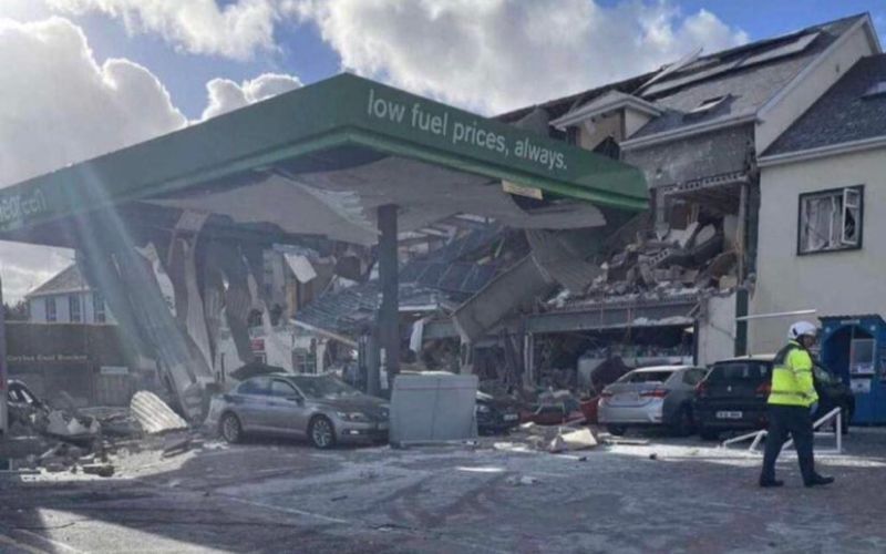 Massive explosion at Donegal gas station leaves several trapped