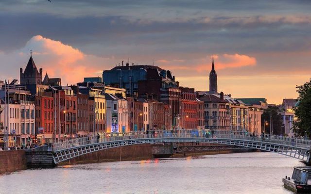 Dublin\'s Ha\'penny Bridge over the River Liffey.