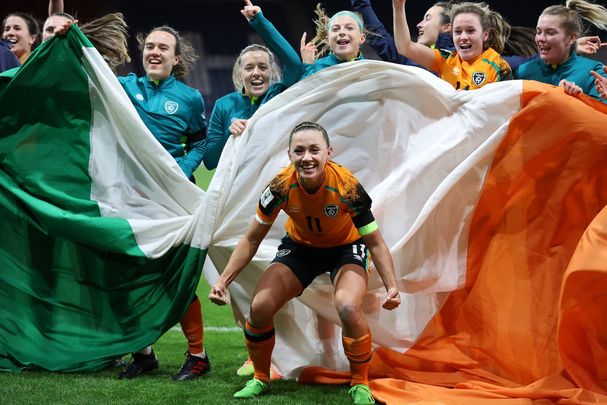 Republic of Ireland\'s female football team was forced to apologize for singing a pro-IRA song following their historic World Cup qualifier victory.