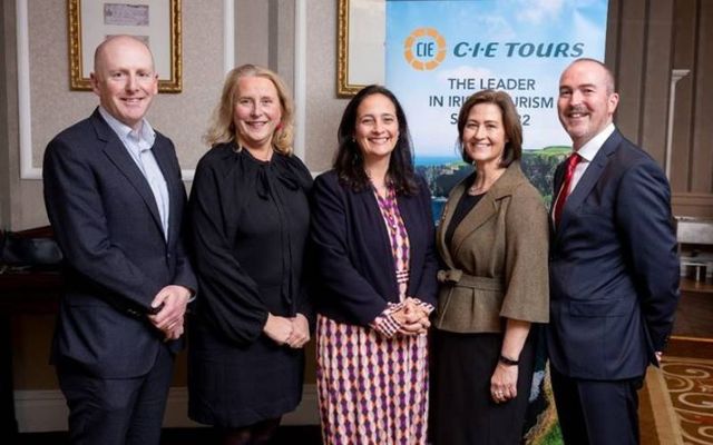 (L-R) October 10 at Westin Dublin: Lorcan O’Connor, Group CEO, CIÉ Group; Fiona Ross, Chair, CIÉ Group; Catherine Martin, Minister for Tourism, Culture, Arts, Gaeltacht, Sport and Media; Elizabeth Crabill, CEO, CIE Tours; and Stephen Cotter, COO, CIE Tours 