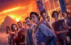 Kenneth Branagh returns in "Death On The Nile"