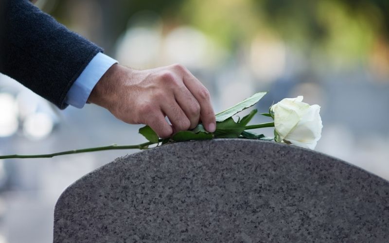 IrishAmerican arrested for placing flowers on fiancée's grave