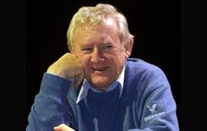 WATCH: Comedian Niall Tóibín hilariously explains different Irish accents 