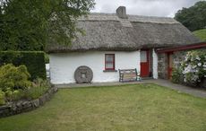 Ireland's first-ever "thatching school" set to open in Donegal
