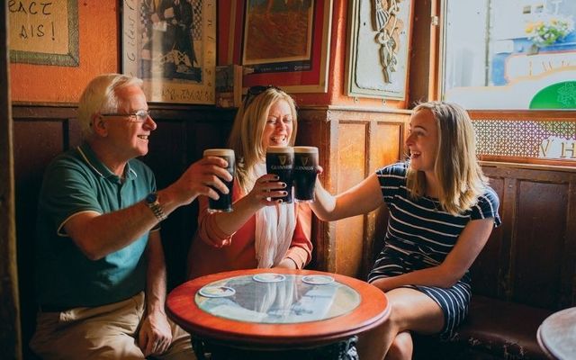 Cheers! To the best pubs in Ireland.