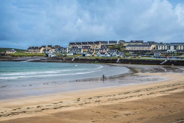 Kilkee Seafront, Kilkee, Co Clare.