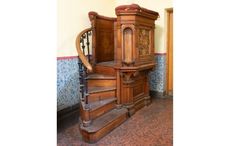 Dublin seminary sells off contents to make way for Ukrainian refugees