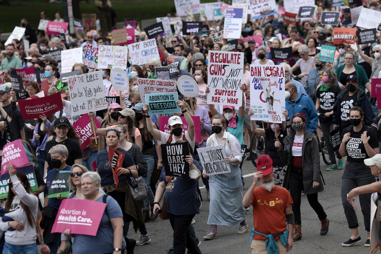 https://www.irishcentral.com/uploads/article-v2/2022/5/152484/Roe_Wade_Abortion-rights_demonstrators__May_14__2022_in_Washington__DC_via_Getty.jpg?t=1656111575