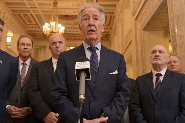 May 26, 2022: US Congressman Richard Neal speaks to the media at Stormont in Belfast, Northern Ireland. The US delegation led by Congressman Richard Neal arrived at Stormont to meet the five main parties to discuss the row around the Northern Ireland Protocol.