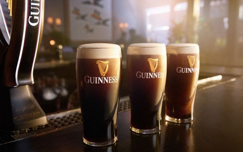Galway pub selling pints of Guinness 3 for €10