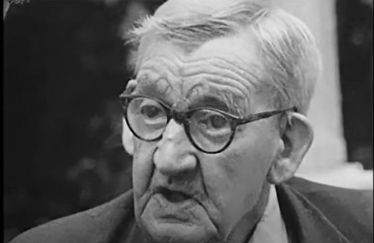 WATCH: Archive footage of a conversation with an Irish gravedigger from 1971