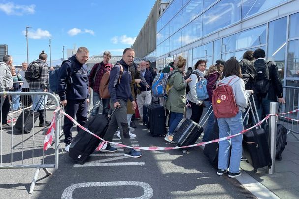 May 29, 2022: Queues at Dublin Airport.