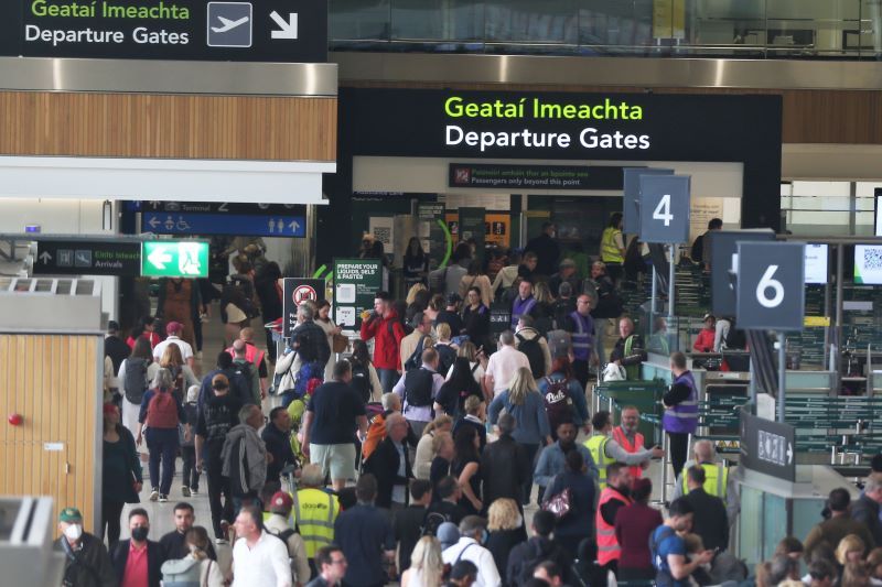 Dublin Airport chaos prompts government to put Irish Army on stand-by