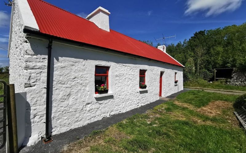 Traditional stone cottage in Mayo on the market for $59k