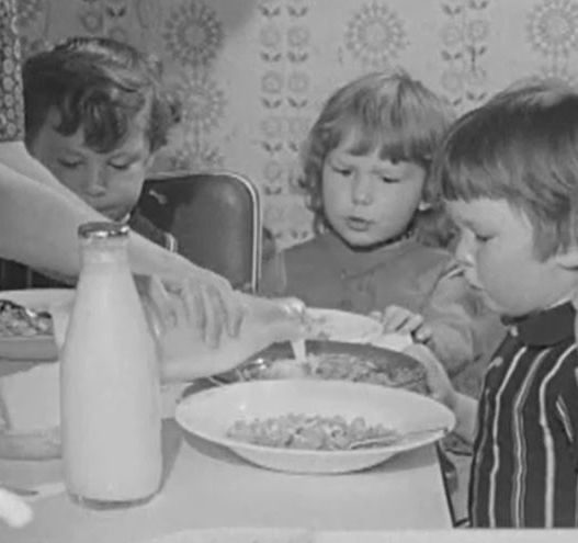 WATCH: Meet the Irish family with ten children in 1971 Dublin