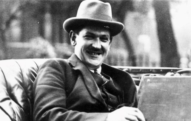 Irish nationalist politician, soldier, and Sinn Fein leader Michael Collins (1890 - 1922) in London for the treaty negotiations between representatives of Sinn Fein and the British government which resulted in the Anglo-Irish Treaty of December 1921.