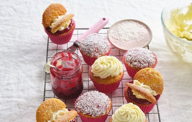 Mammy\'s buns, fairy cakes, queen cakes, cupcakes or buns? No matter what you call them... these are just delicious. 